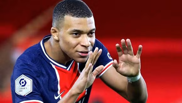  Mbappe chưa chốt được tương lai với PSG.