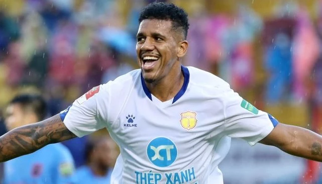 Andre Luiz nhận án phạt vì dàn xếp tỷ số ở Serie B của Brazil trong năm 2022.