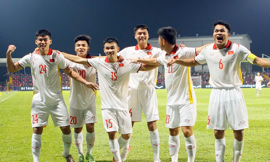 6 cầu thủ bổ sung cho U23 Việt Nam kịp dự trận gặp Thái Lan tối nay.