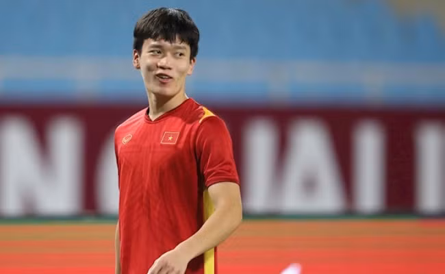 Hoàng Đức hội quân cùng đội tuyển Việt Nam vào sáng nay 17/1.