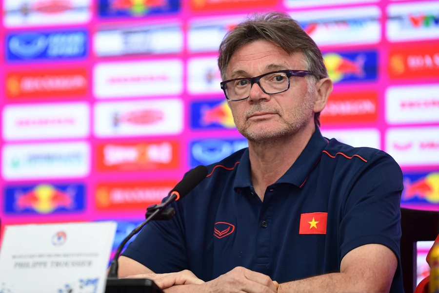 HLV Troussier không bất ngờ về bảng đấu của U22 Việt Nam tại SEA Games 32.