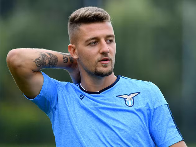 Sergej Milinkovic-Savic có ý định ra đi tìm bến đỗ mới sau 8 năm gắn bó với CLB Lazio.