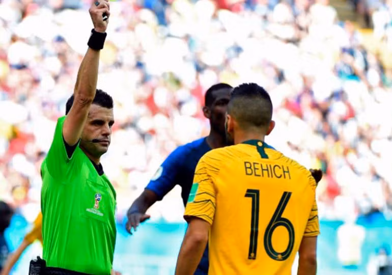 Trọng tài Andres Cunha mắc sai lầm nghiêm trọng ở trận đấu giữa Argentina và Brazil.