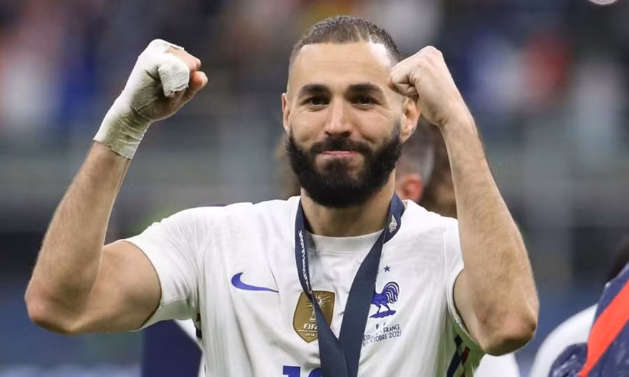 Karim Benzema tiếp tục nổ súng cho Real Madrid ở Champions League