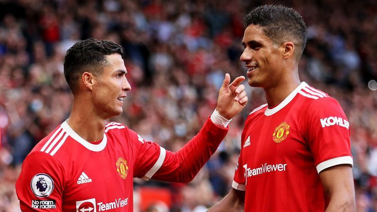 Varane nguy cơ vắng mặt ở MU cuối tuần này vì chấn thương