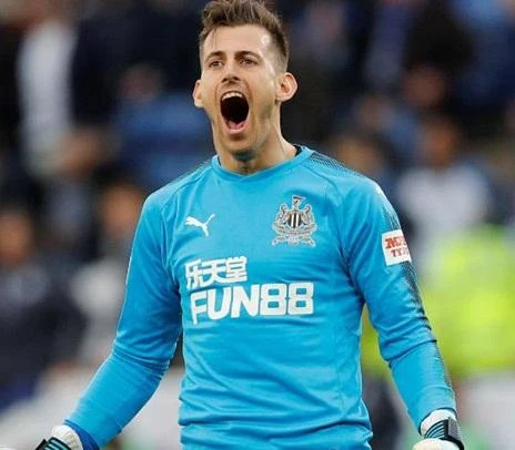 Thủ môn Martin Dubravka của Newcastle United lọt tầm ngắm của MU.