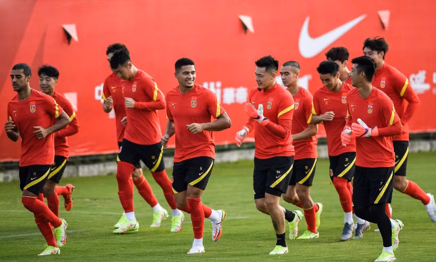 Tuyển Trung Quốc quyết tâm đánh bại tuyển Việt Nam trên sân nhà.