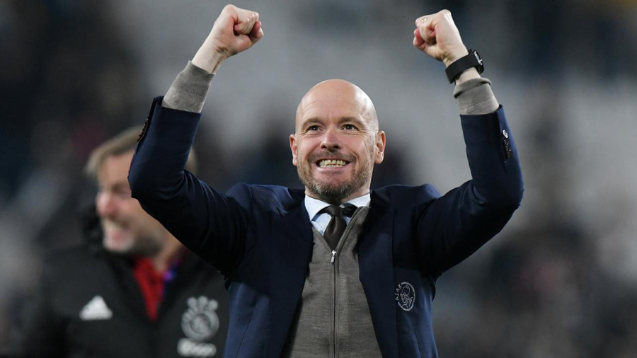 HLV Ten Hag tự tin đánh bại Barca trên sân nhà và đi tiếp ở Europa League.