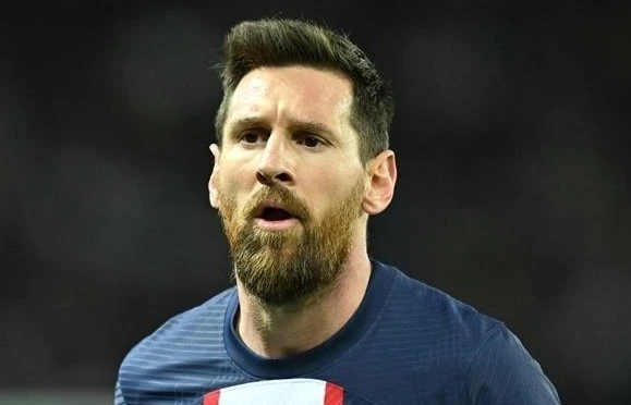 Messi chưa đồng ý gia hạn hợp đồng với PSG.