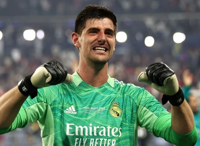 Thibaut Courtois hiện nằm trong kế hoạch chuyển nhượng của PSG.