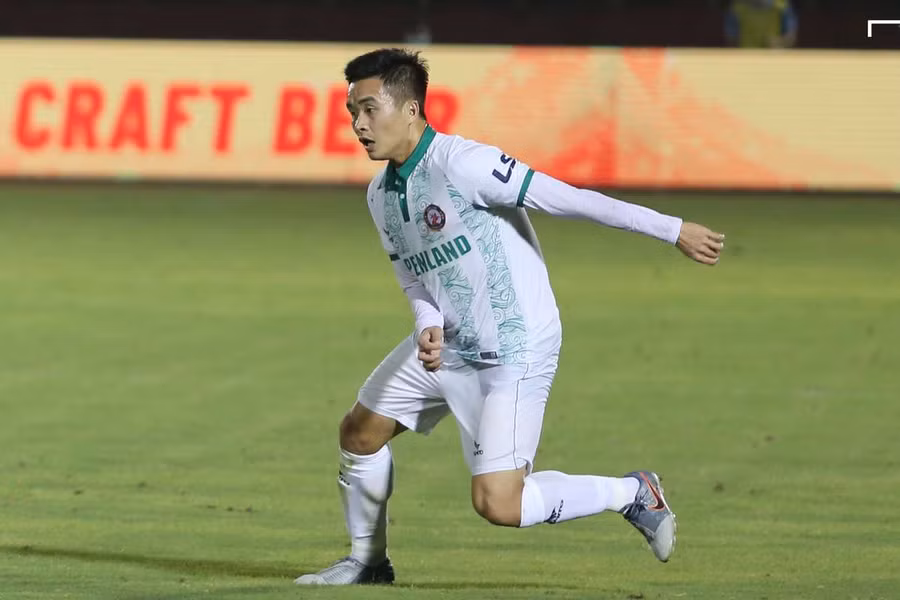 Trần Đình Kha của CLB Bình Định được triệu tập lên tuyển Việt Nam.