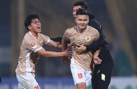 Quang Hải dẫn đầu danh sách cầu thủ nội ghi bàn ở V-League 2023/24.