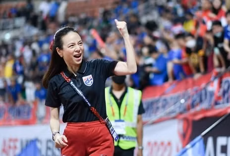 Madam Pang chuẩn bị từ chức Trưởng đoàn bóng đá Thái Lan.
