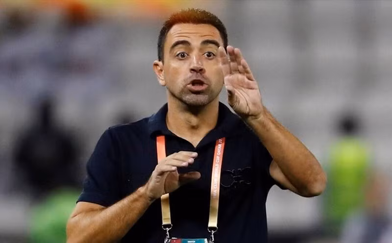 HLV Xavi chia tay Barca sau nhiều năm gắn bó.