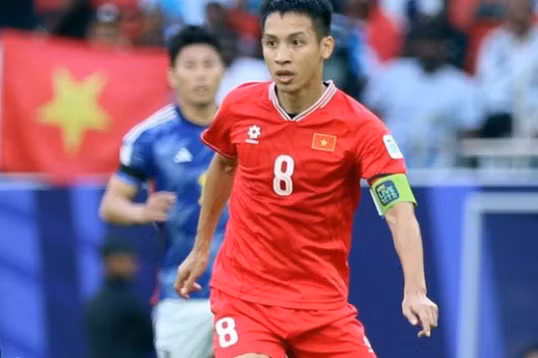 Đỗ Hùng Dũng nguy cơ không được lên tuyển Việt Nam vì chấn thương.