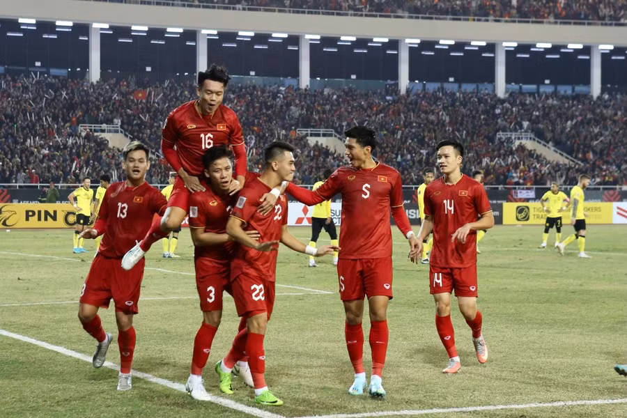 Tuyển Việt Nam vẫn sáng cửa đi tiếp khi đang đứng đầu bảng B.