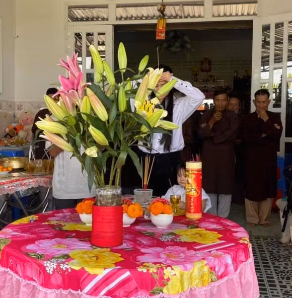 ca sĩ Vân Quang Long, sao Việt