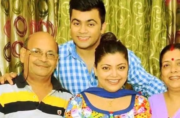  Divya Bhatnagar, diễn viên ấn độ, covid-19