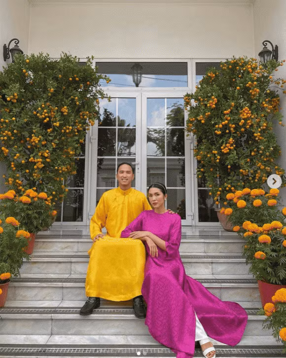 Hà Tăng, Louis Nguyễn, sao Việt, mùng 1