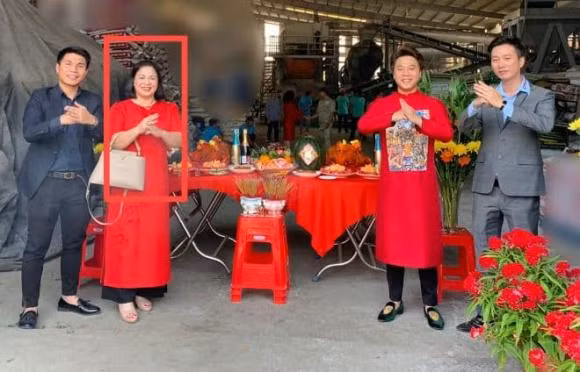 Hòa Minzy, mẹ chồng Hòa Minzy, sao việt 