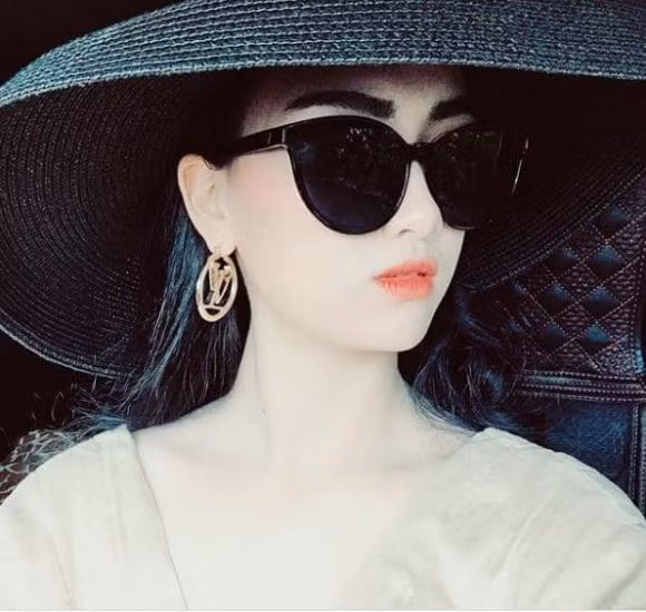 Minh Nguyệt vẫn trẻ trung, xinh đẹp dù đã trải qua một lần sinh nở.