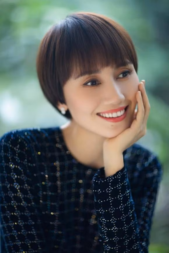 mẫu tóc, tuổi trung niên, tóc ngắn