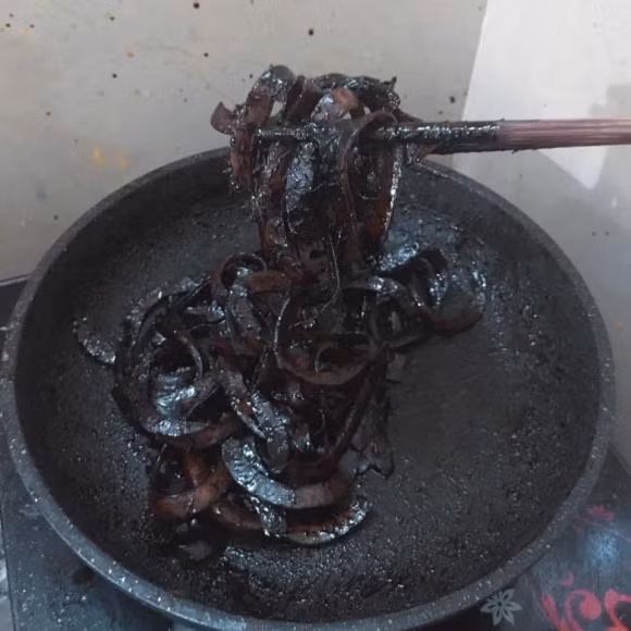 món ăn thất bại, ghét bếp, giới trẻ 