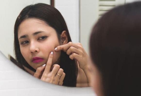 8 sai lầm khi chăm sóc da khiến lỗ chân lông ngày càng to ảnh 3 8 sai lầm khi chăm sóc da khiến lỗ chân lông ngày càng to ảnh 3