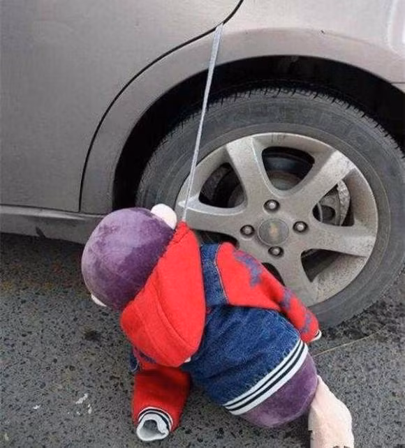 ngày đầu tiên đi học, đến trường, trường mẫu giáo, mầm non, quần áo không nên mặc cho trẻ