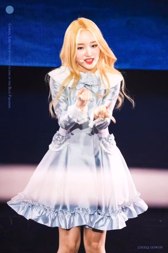 ,xu hướng thời trang sao,Thời trang sao Kpop,Thời trang Sao Châu Á, sao kpop gặp sư số trang phục