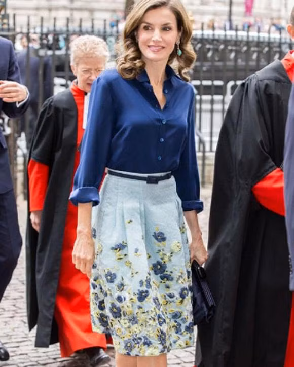 thời trang thu 2020, chọn váy mùa thu, hoàng hậu tây ban nha