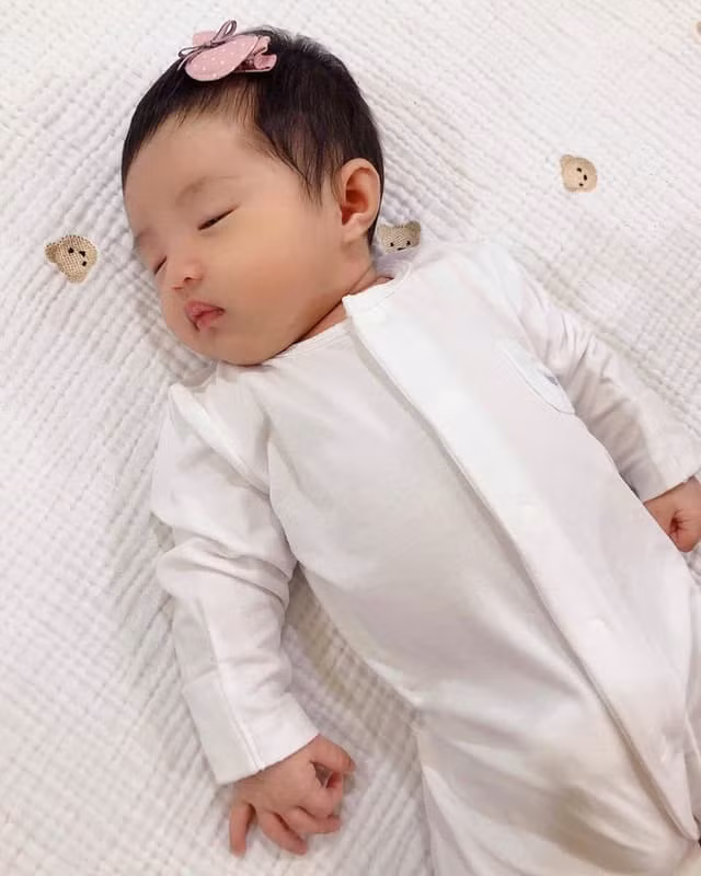 photo-1-1606451596530549531591-ngoisaovn-w640-h800 1