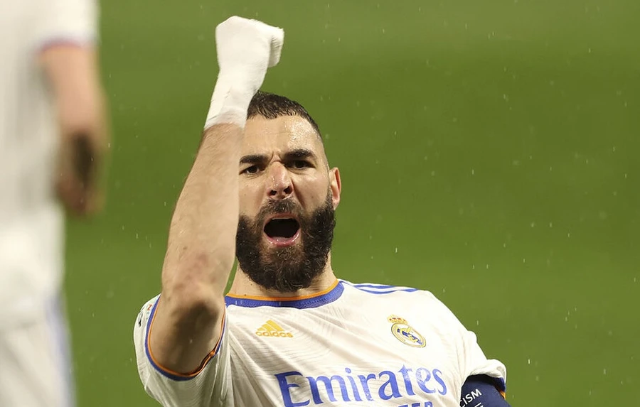 Dù cao tuổi, Karim Benzema vẫn là chân sút số một của Real Madrid ở thời điểm hiện tại. 