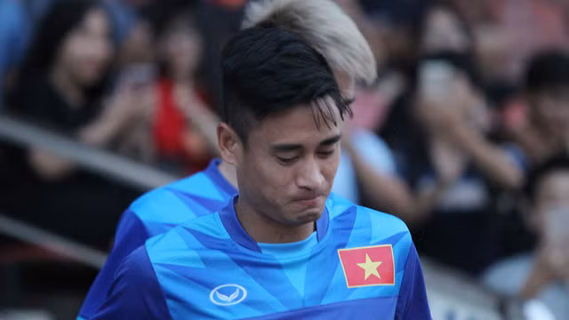 Vũ Minh Tuấn chia tay Hà Nội FC sau hai năm gắn bó.