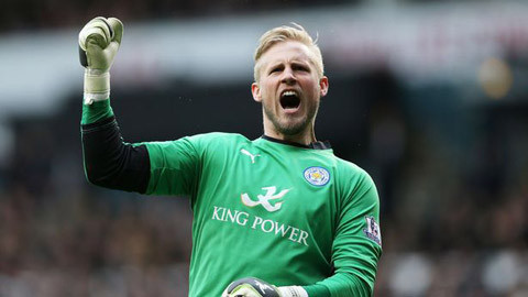 Kasper Schmeichel lọt tầm ngắm của Chelsea. 