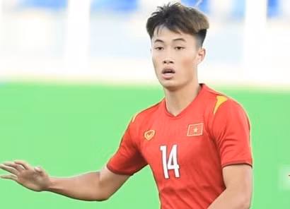 Tiền đạo Văn Trường quyết tâm cùng U20 Việt Nam giành vé dự World Cup U20.