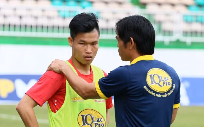 Trần Hữu Đông Triều cân nhắc giải nghệ sớm.