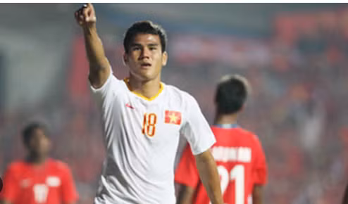 Phan Thanh Bình dẫn dắt CLB Đồng Tháp ở giải hạng Nhì.