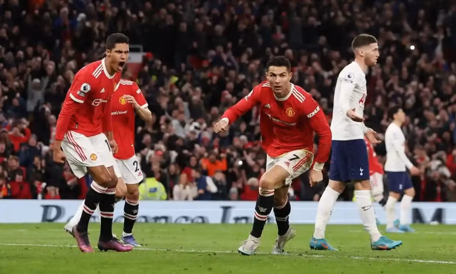 Ronaldo đã trở thành cầu thủ ghi nhiều bàn nhất trong lịch sử Ảnh: Reuters.