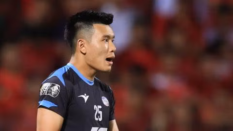 Quàng Thế Tài của Viettel FC đang nhận được sự quan tâm của 4 đội bóng lớn.