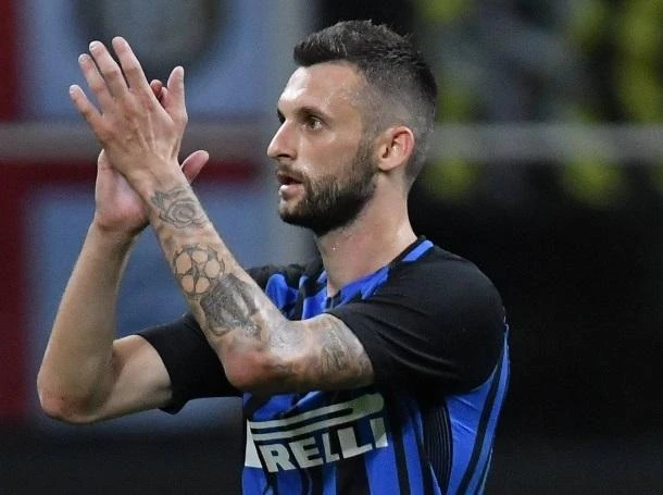 Marcelo Brozovic nhận được sự quan tâm của MU và Liverpool.