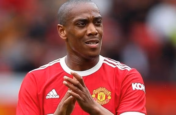 Martial trách cứ Mourinho khiến anh đánh mất phong độ ở MU.