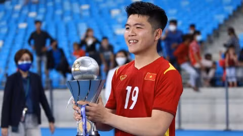 Hồ Khắc Lương phẫu thuật thành công chấn thương dây chằng.