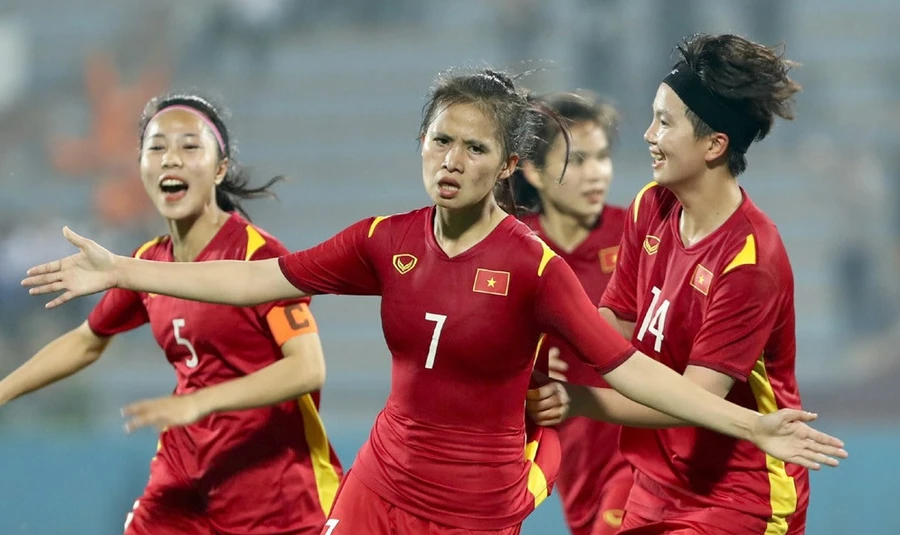 U20 Việt Nam đá vòng loại 2 giải U20 nữ châu Á 2024 tại Phú Thọ.