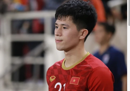 Trung vệ Đình Trọng phải nghỉ hết lượt đi V.League 2023.