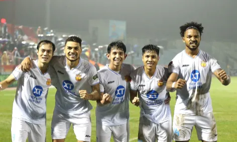 Nam Định có cơ hội lớn vô địch V-League 2023/24.
