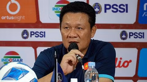 HLV Quốc Tuấn hài lòng với chiến thắng của các học trò.