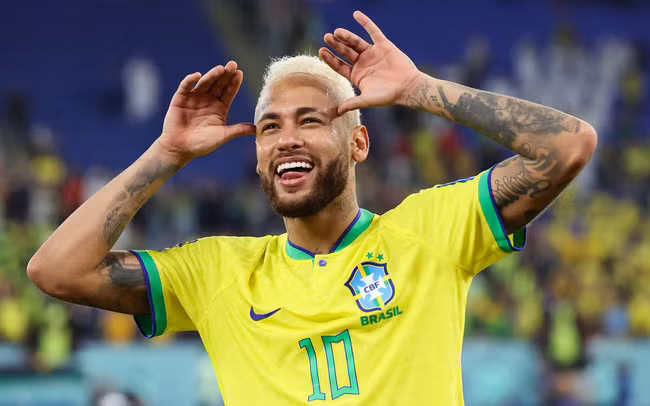 Neymar hào hứng trước thông tin HLV Ancelotti có thể dẫn dắt tuyển Brazil.