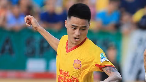 Lâm Anh Quang xác nhận gia nhập SHB Đà Nẵng của HLV Phan Thanh Hùng.