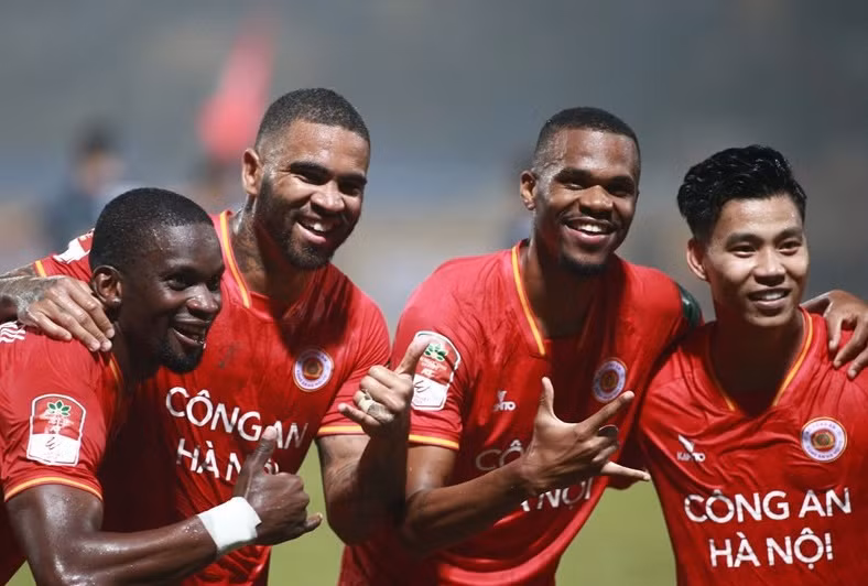 CLB Công an Hà Nội bị phạt 15 triệu đồng từ BTC V.League.